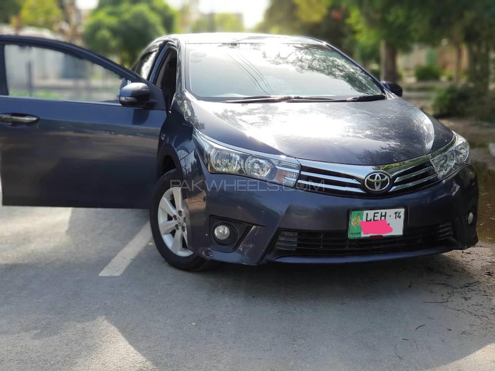 Toyota Corolla 2014 for Sale in Lahore Image-1