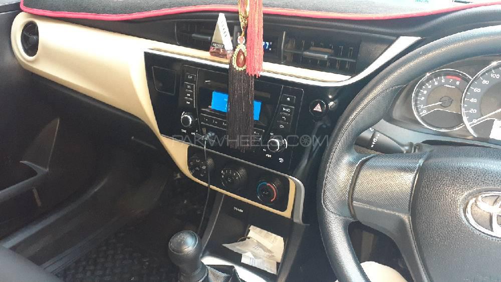 Toyota Corolla 2018 for Sale in Peshawar Toyota Corolla 2018 for Sale in Peshawar Image-8