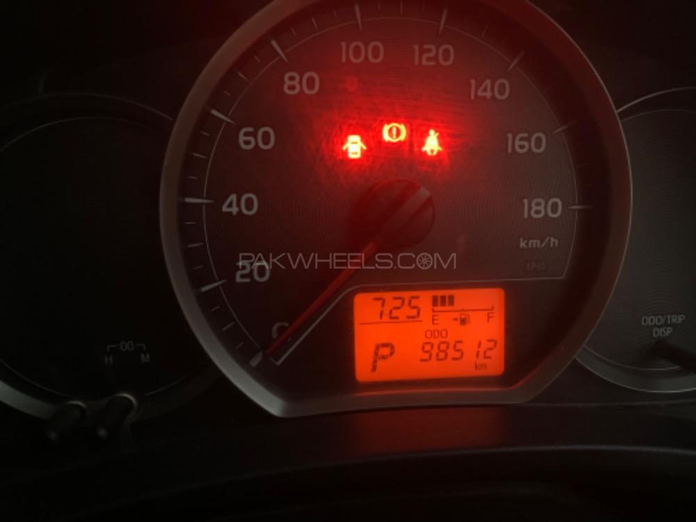 Toyota Vitz 2014 for Sale in Hyderabad Toyota Vitz 2014 for Sale in Hyderabad Image-7