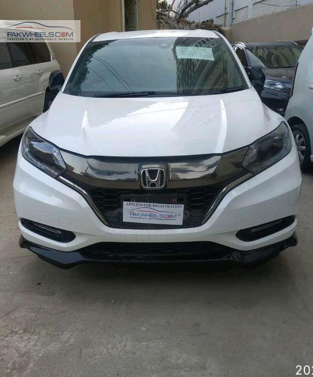 Honda Vezel 2016 for Sale in Karachi Image-1