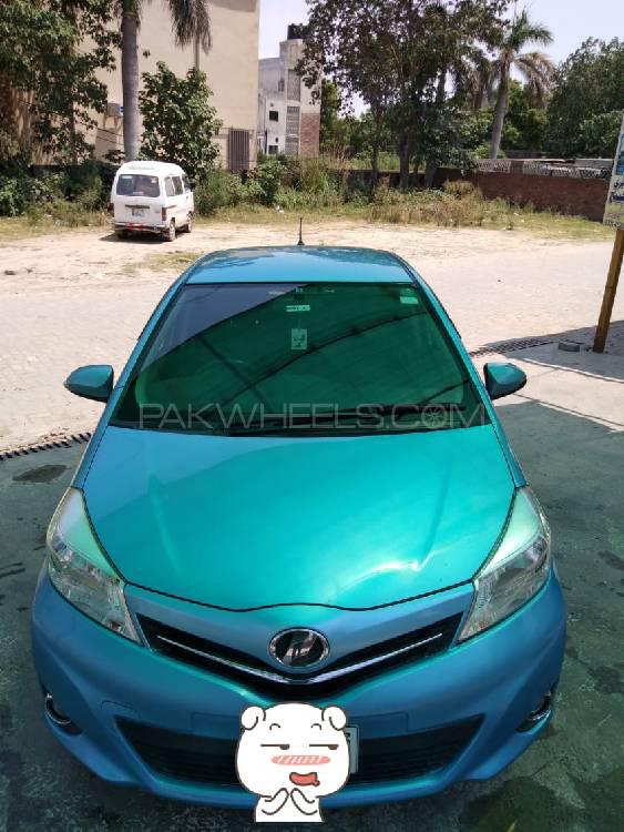 Toyota Vitz 2012 for Sale in Gujrat Toyota Vitz 2012 for Sale in Gujrat Image-9
