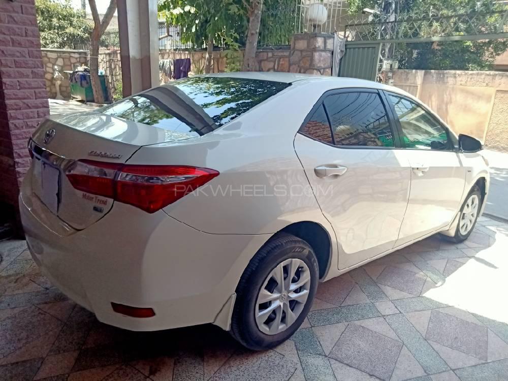 Toyota Corolla 2015 for Sale in Peshawar Toyota Corolla 2015 for Sale in Peshawar Image-6