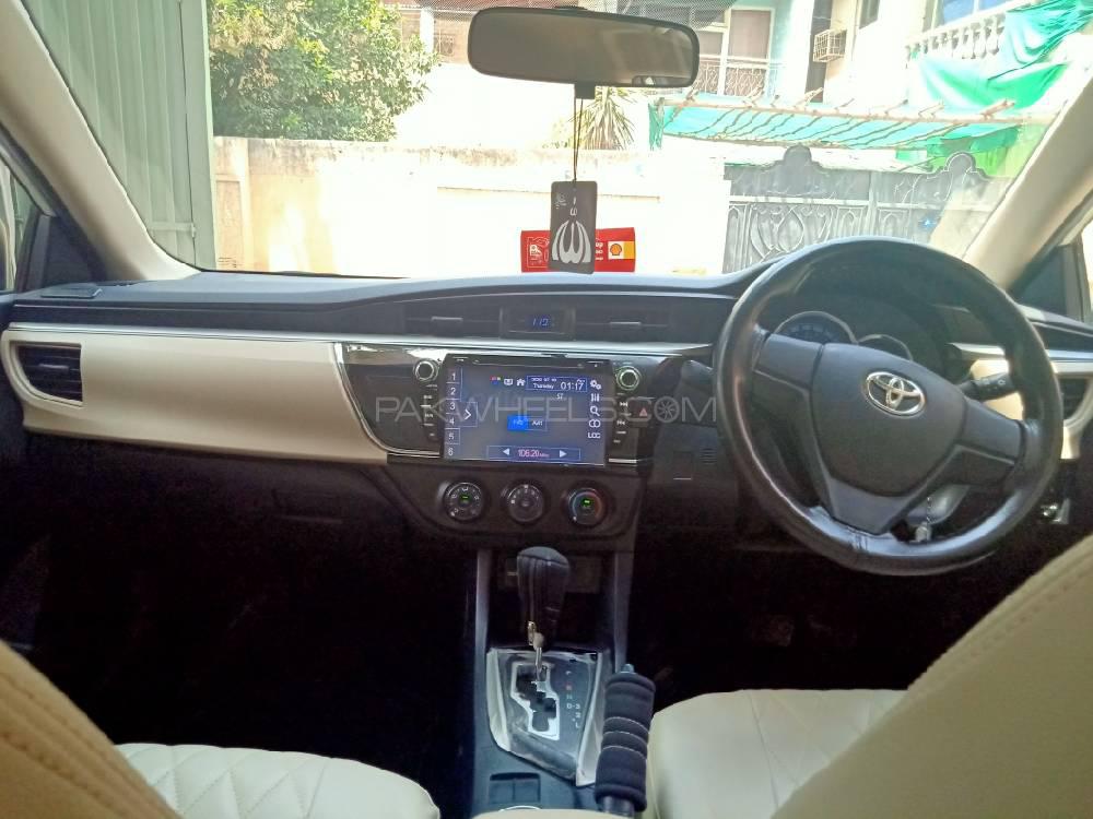 Toyota Corolla 2015 for Sale in Peshawar Toyota Corolla 2015 for Sale in Peshawar Image-10