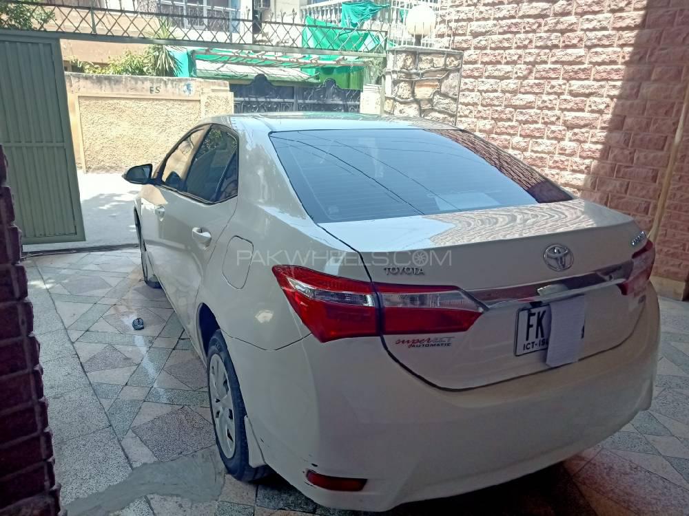 Toyota Corolla 2015 for Sale in Peshawar Toyota Corolla 2015 for Sale in Peshawar Image-5