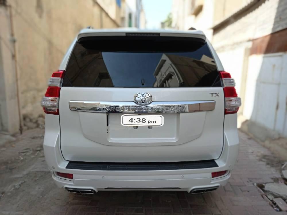 Toyota Prado 2014 for Sale in Karachi Toyota Prado 2014 for Sale in Karachi Image-3