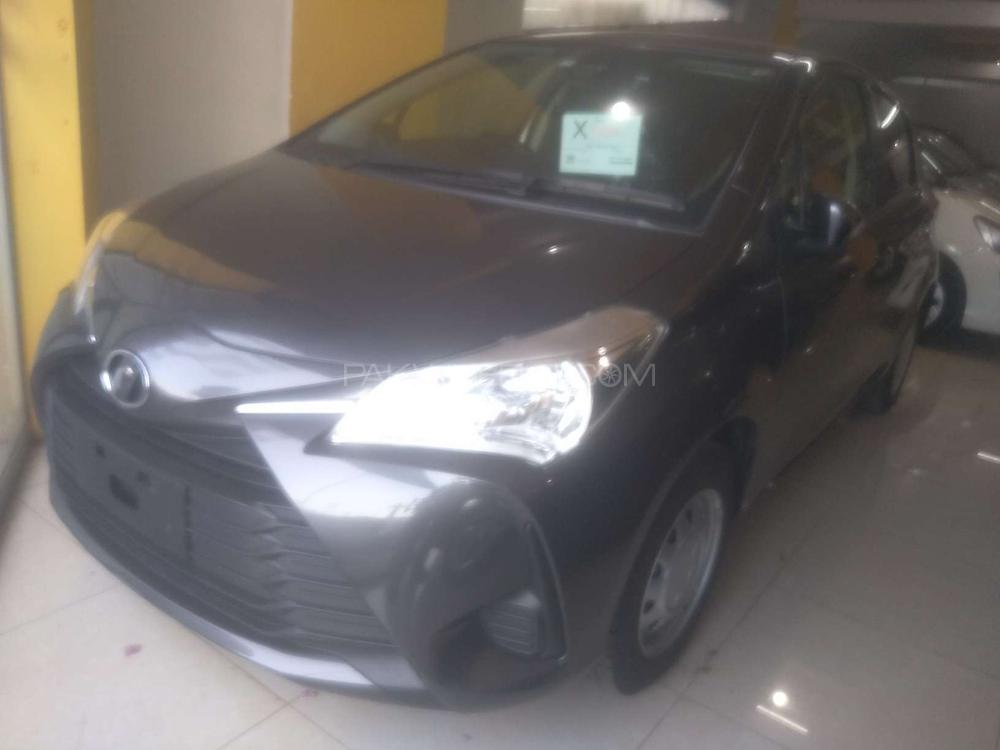 Toyota Vitz 2017 for Sale in Rawalpindi Image-1