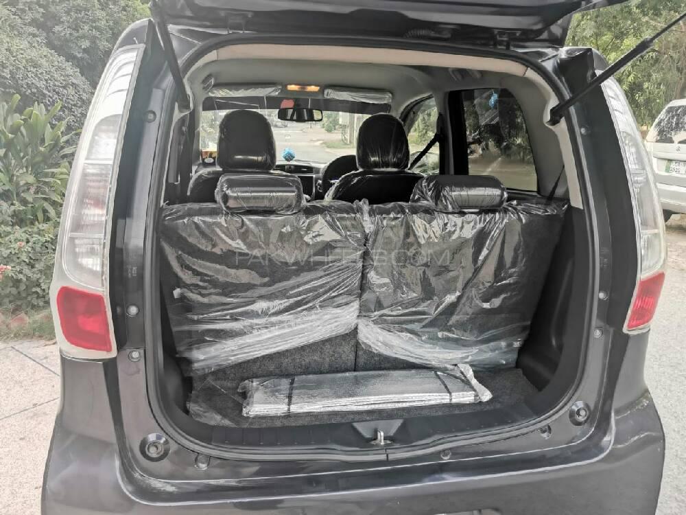 Nissan Dayz Highway Star 2013 for Sale in Lahore Nissan Dayz Highway Star 2013 for Sale in Lahore Image-9