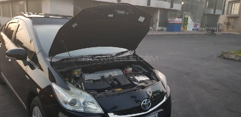Toyota Prius 2010 for Sale in Rawalpindi Toyota Prius 2010 for Sale in Rawalpindi Image-4