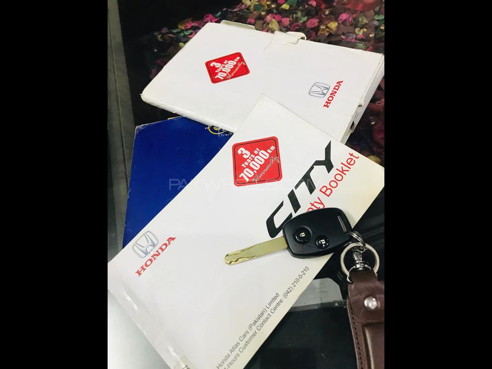 Honda City 2015 for Sale in Lahore Honda City 2015 for Sale in Lahore Image-16