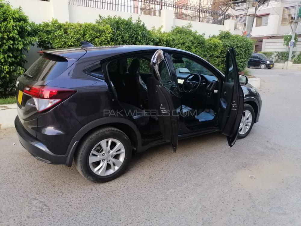Honda Vezel 2013 for Sale in Karachi Honda Vezel 2013 for Sale in Karachi Image-6