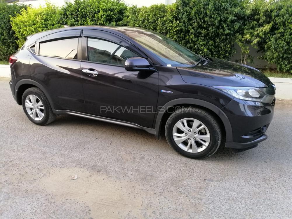 Honda Vezel 2013 for Sale in Karachi Honda Vezel 2013 for Sale in Karachi Image-14
