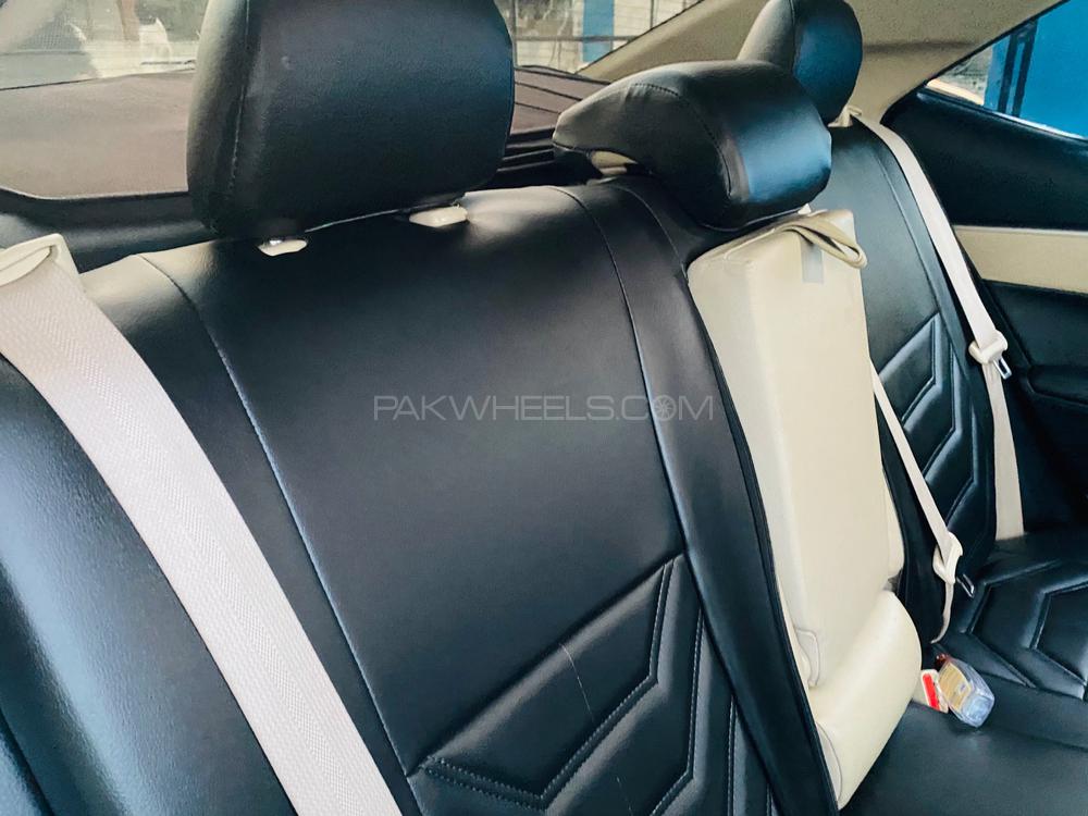 Toyota Corolla 2015 for Sale in Rawalpindi Toyota Corolla 2015 for Sale in Rawalpindi Image-3