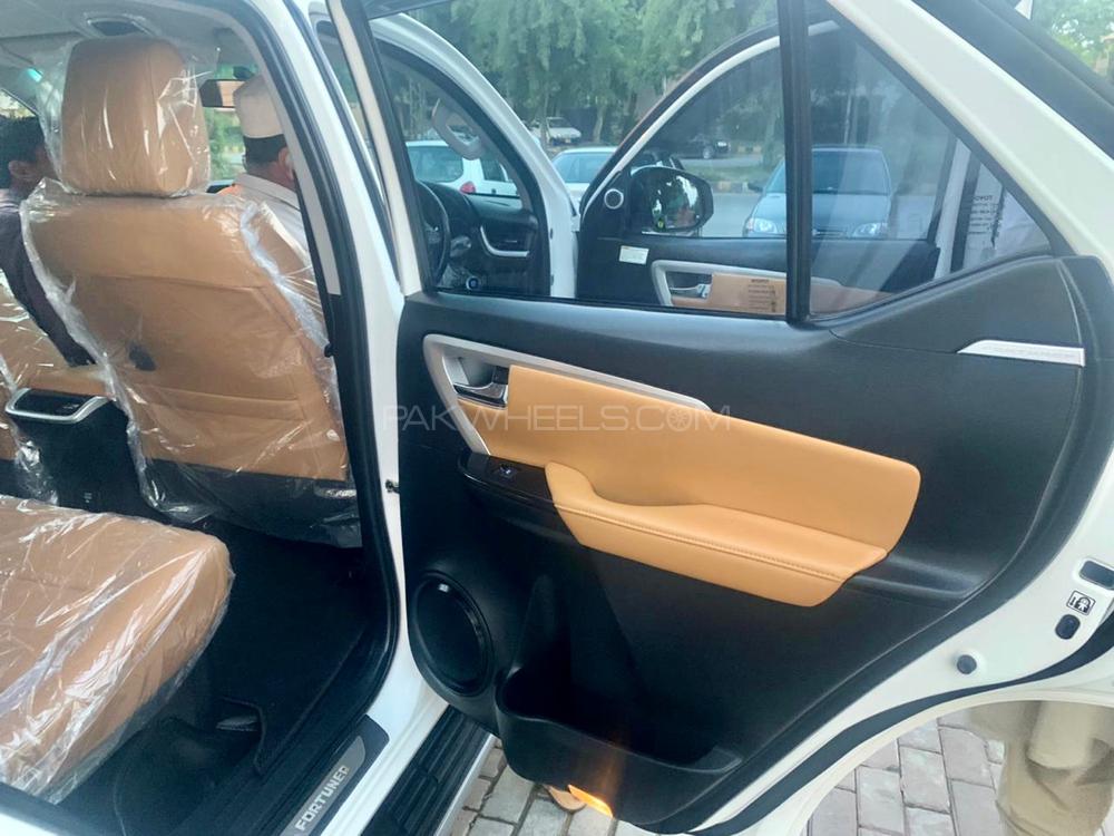 Toyota Fortuner 2018 for Sale in Islamabad Toyota Fortuner 2018 for Sale in Islamabad Image-5