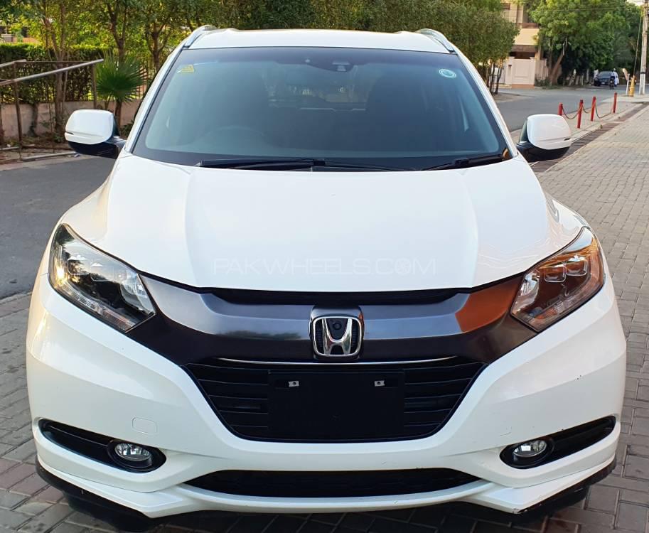 Honda Vezel 2016 for Sale in Lahore Honda Vezel 2016 for Sale in Lahore Image-2