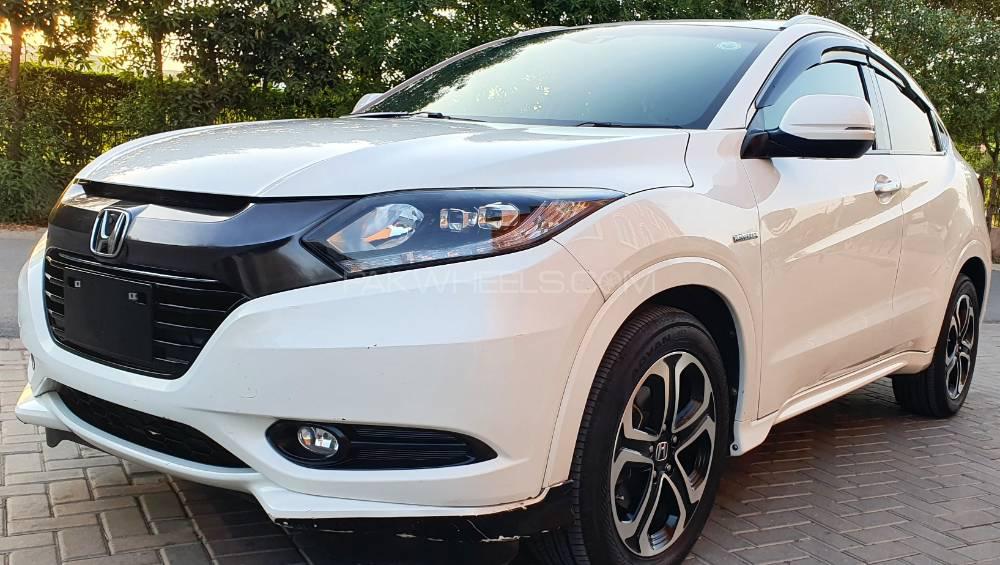 Honda Vezel 2016 for Sale in Lahore Image-1