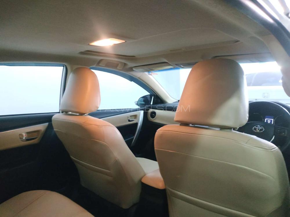 Toyota Corolla 2017 for Sale in Islamabad Toyota Corolla 2017 for Sale in Islamabad Image-11