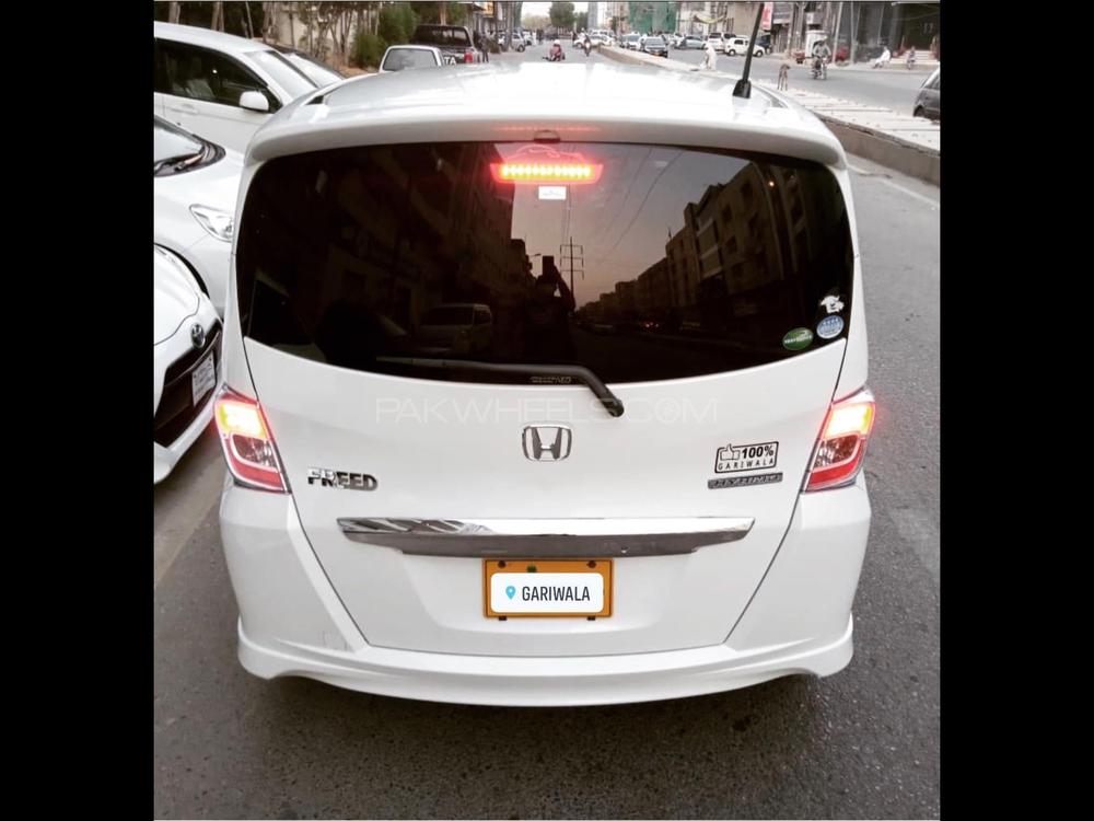 Honda Freed 2013 for Sale in Karachi Honda Freed 2013 for Sale in Karachi Image-14