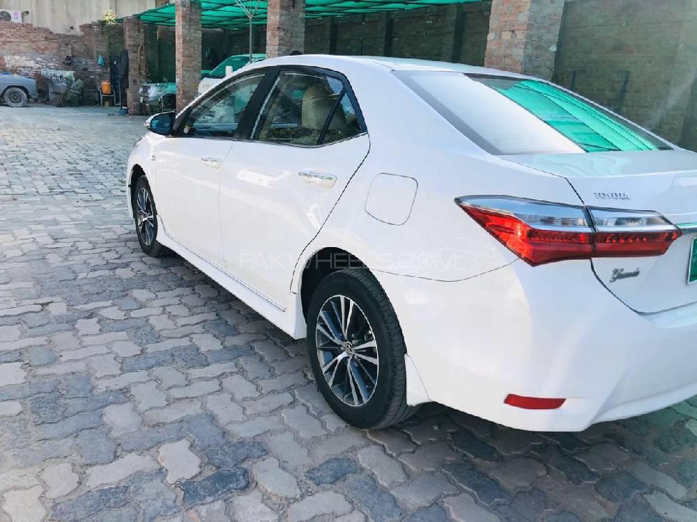 ٹویوٹا کرولا 2018 for Sale in ملتان ٹویوٹا کرولا 2018 for Sale in ملتان Image-2