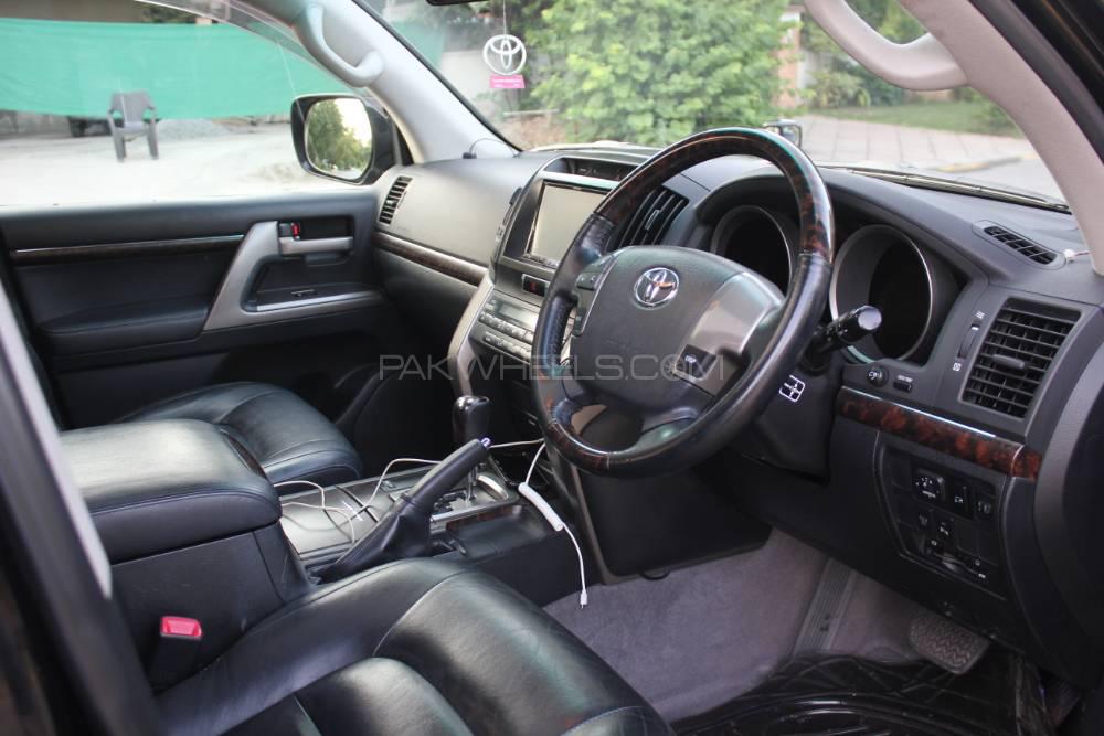 Toyota Land Cruiser 2011 for Sale in Rawalpindi Toyota Land Cruiser 2011 for Sale in Rawalpindi Image-7