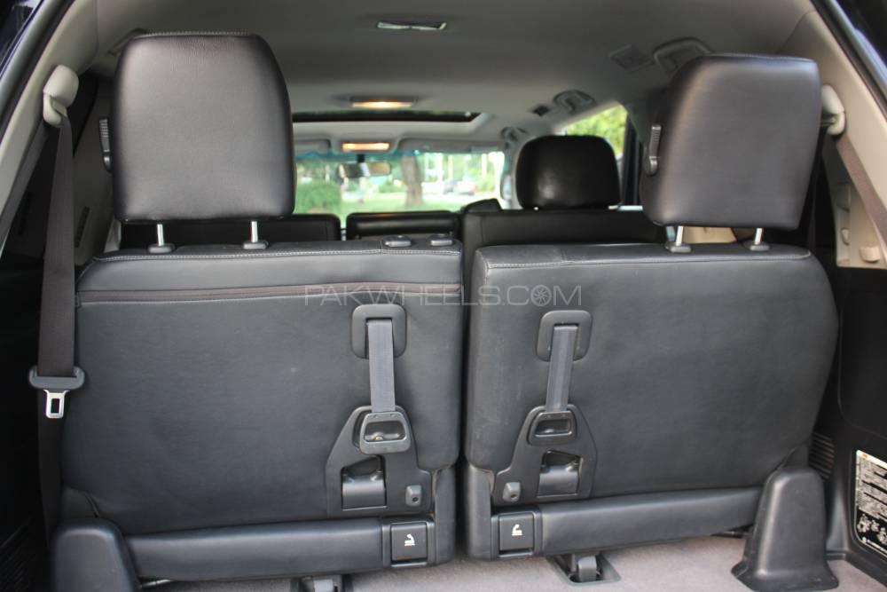 Toyota Land Cruiser 2011 for Sale in Rawalpindi Toyota Land Cruiser 2011 for Sale in Rawalpindi Image-10