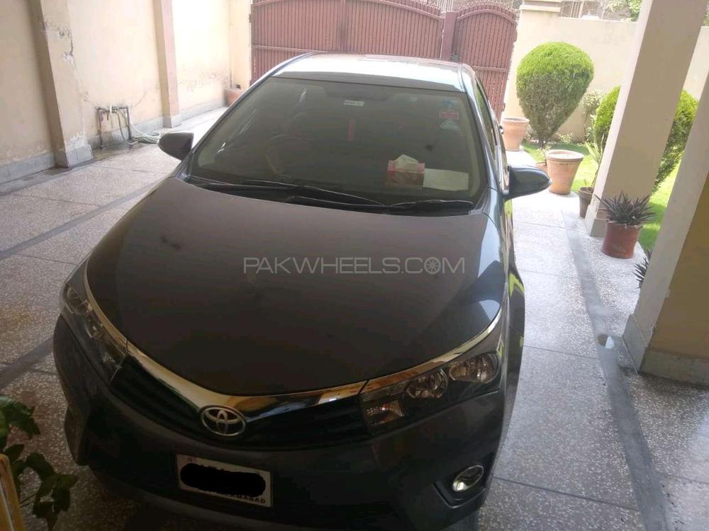 Toyota Corolla 2017 for Sale in Islamabad Image-1