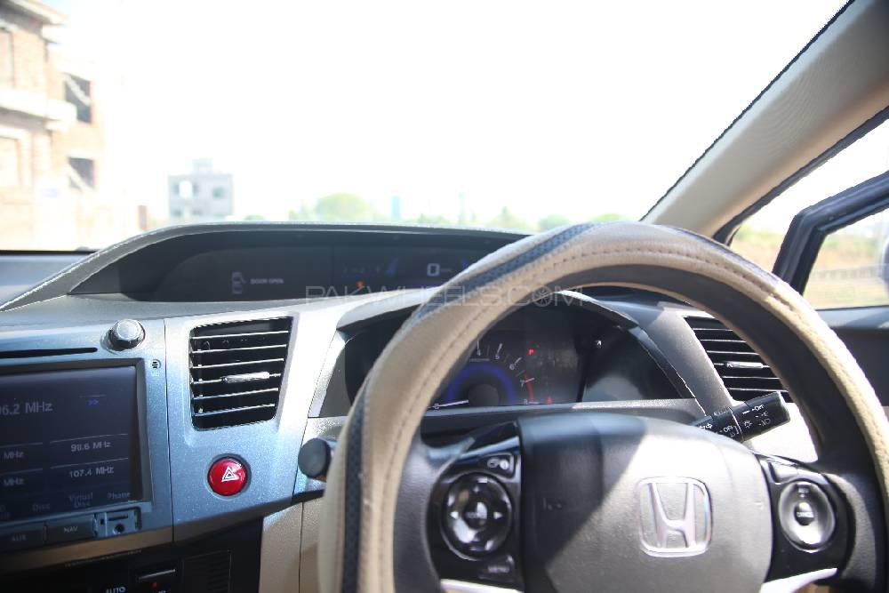 Honda Civic 2013 for Sale in Lahore Honda Civic 2013 for Sale in Lahore Image-15