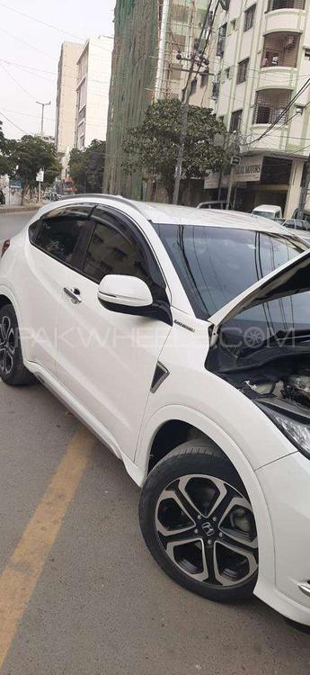 Honda Vezel 2014 for Sale in Karachi Honda Vezel 2014 for Sale in Karachi Image-4