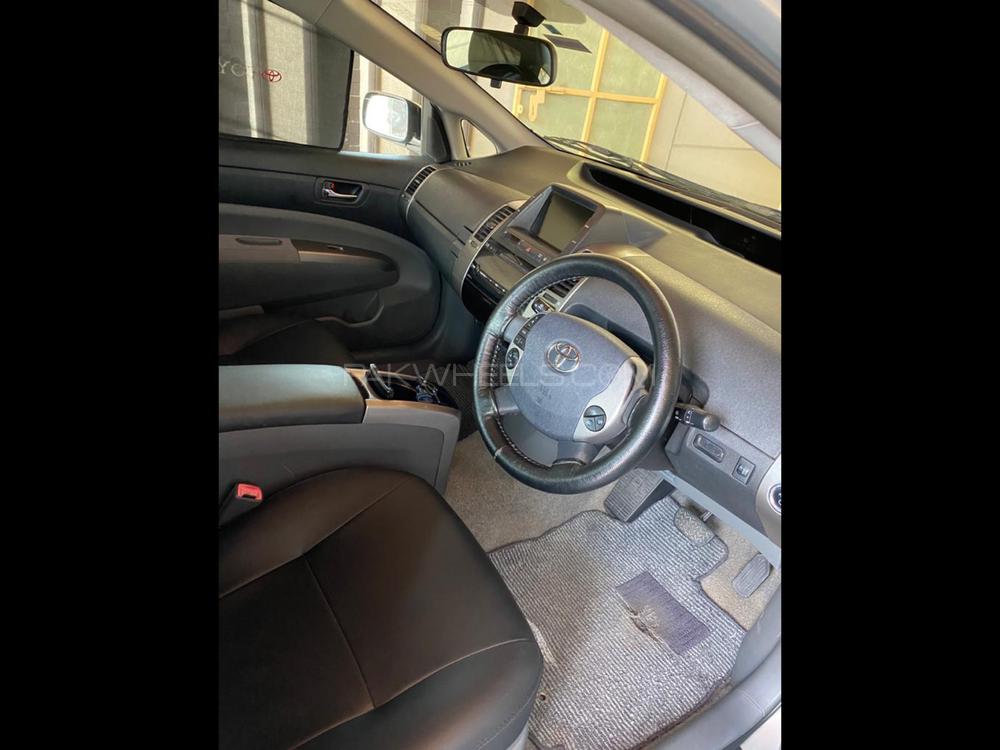 Toyota Prius 2007 for Sale in Faisalabad Toyota Prius 2007 for Sale in Faisalabad Image-3