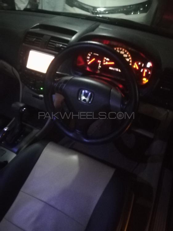 Honda Accord 2003 for Sale in Dera ismail khan Honda Accord 2003 for Sale in Dera ismail khan Image-4