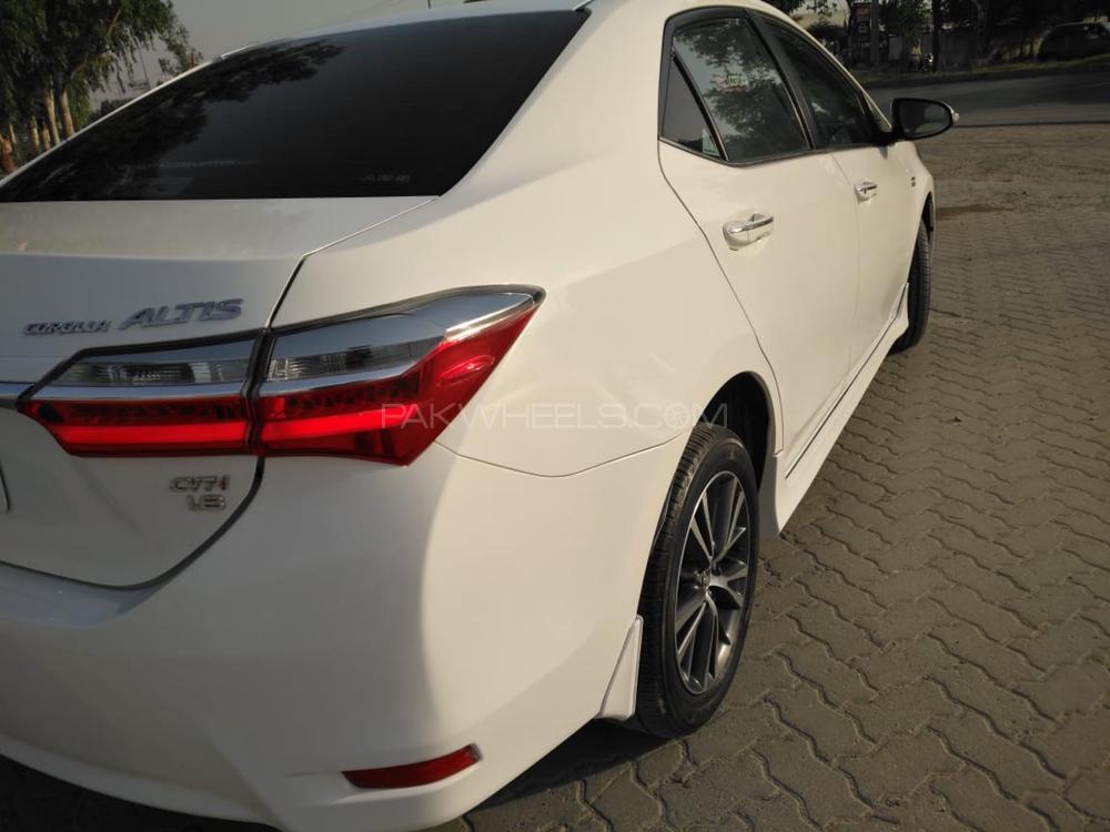 Toyota Corolla 2018 for Sale in D.G.Khan Toyota Corolla 2018 for Sale in D.G.Khan Image-3