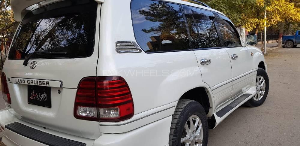 Toyota Land Cruiser 2003 for Sale in Gujranwala Toyota Land Cruiser 2003 for Sale in Gujranwala Image-2