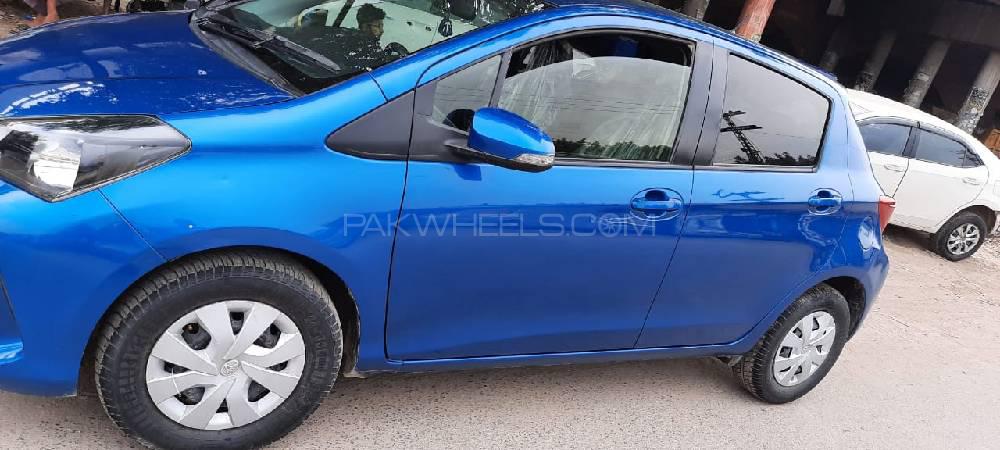 Toyota Vitz 2014 for Sale in Faisalabad Image-1