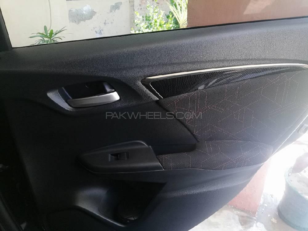 Honda Fit 2014 for Sale in Nowshera Honda Fit 2014 for Sale in Nowshera Image-12