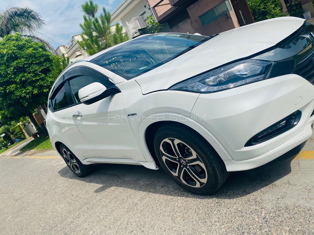 Honda Vezel 2017 for Sale in Sialkot Honda Vezel 2017 for Sale in Sialkot Image-2