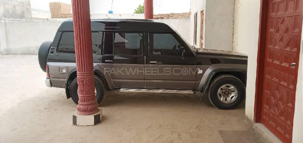 Nissan Patrol 1990 for Sale in Multan Image-1