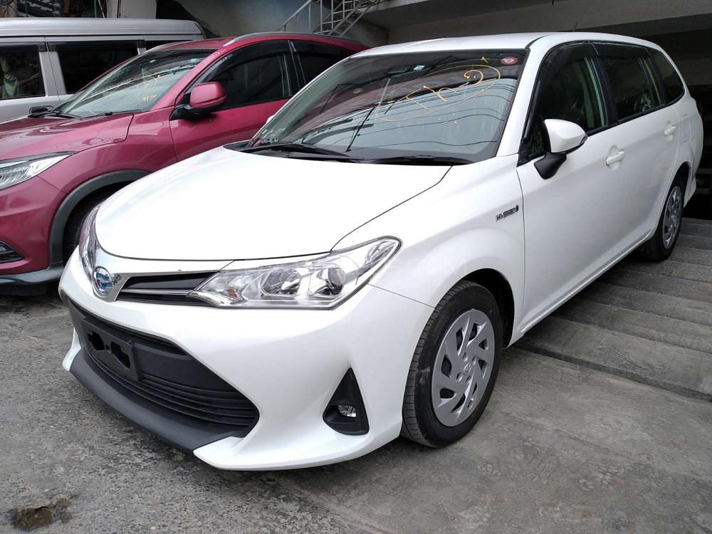 Toyota Corolla Fielder 2018 for Sale in Lahore Toyota Corolla Fielder 2018 for Sale in Lahore Image-2