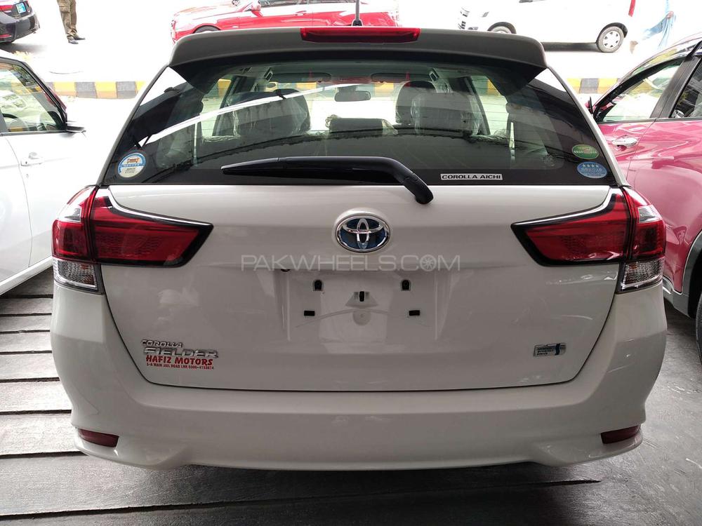 Toyota Corolla Fielder 2018 for Sale in Lahore Toyota Corolla Fielder 2018 for Sale in Lahore Image-4