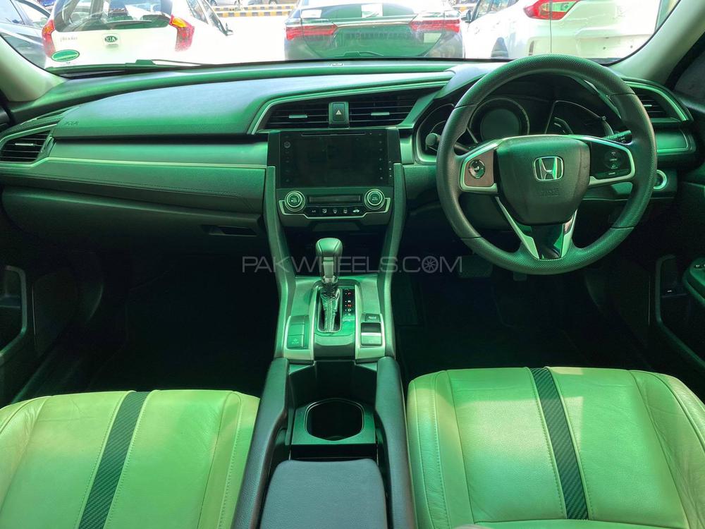 ہونڈا سوک 2016 for Sale in لاہور ہونڈا سوک 2016 for Sale in لاہور Image-3