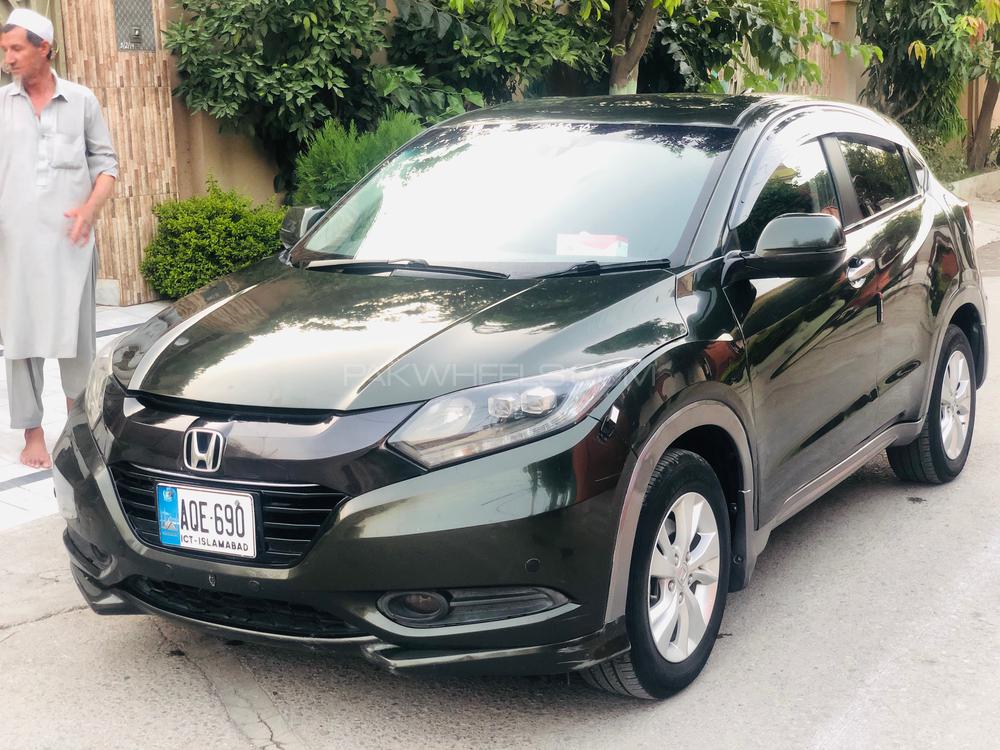 Honda Vezel 2014 for Sale in Peshawar Image-1