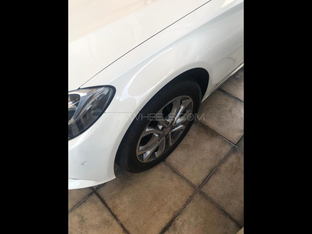 Mercedes Benz C Class 2014 for Sale in Peshawar Mercedes Benz C Class 2014 for Sale in Peshawar Image-9