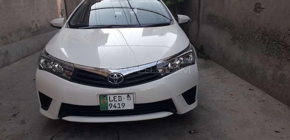 Toyota Corolla 2015 for Sale in Lahore Image-1