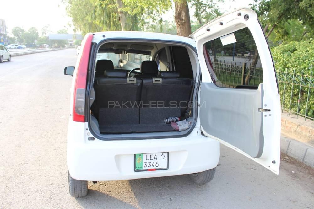 Daihatsu Move 2007 for Sale in Lahore Daihatsu Move 2007 for Sale in Lahore Image-12