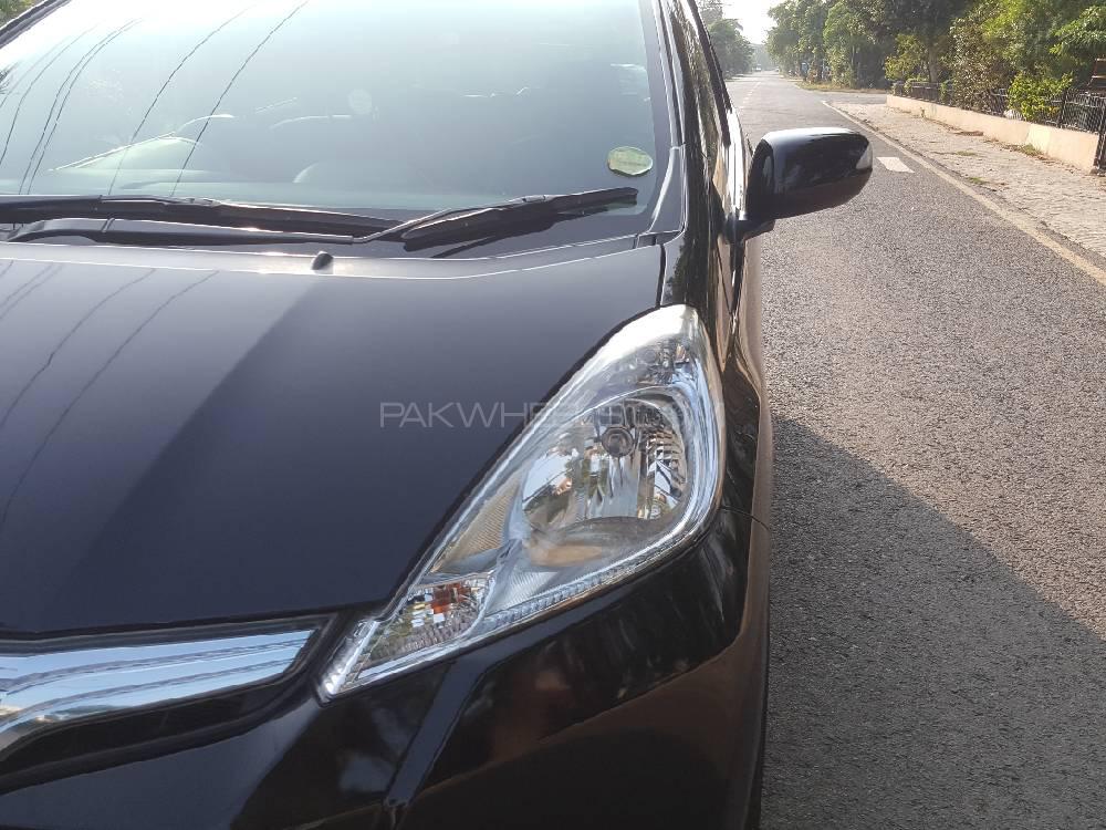 Honda Fit 2012 for Sale in Lahore Honda Fit 2012 for Sale in Lahore Image-5