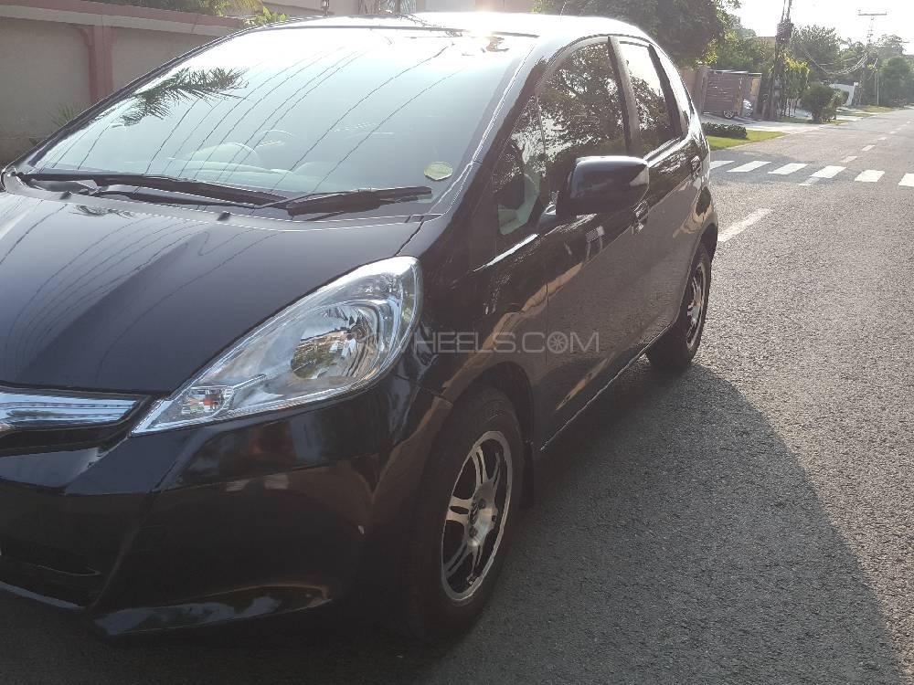 Honda Fit 2012 for Sale in Lahore Honda Fit 2012 for Sale in Lahore Image-3