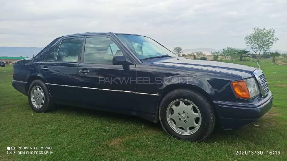 Mercedes Benz E Class 1992 for Sale in Islamabad Mercedes Benz E Class 1992 for Sale in Islamabad Image-3