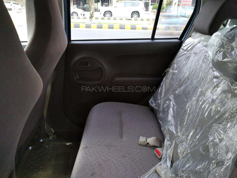 Toyota Passo 2015 for Sale in Lahore Toyota Passo 2015 for Sale in Lahore Image-9