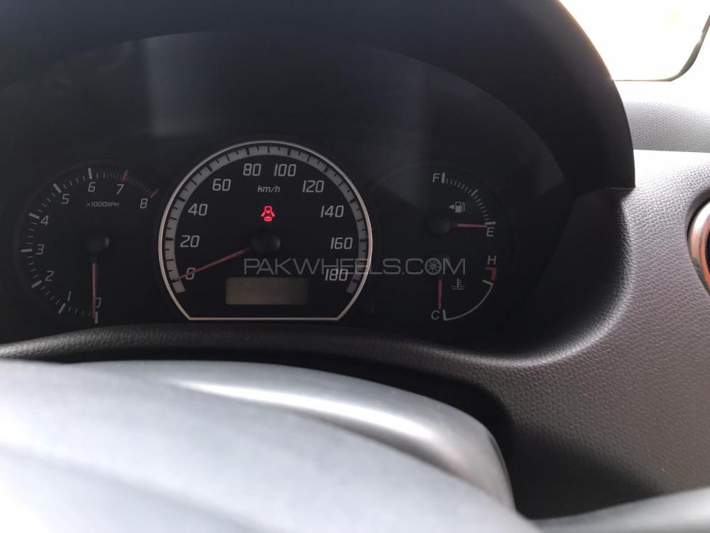 Suzuki Swift 2017 for Sale in Rawalpindi Suzuki Swift 2017 for Sale in Rawalpindi Image-9