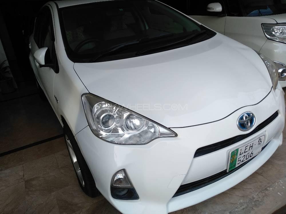 Toyota Aqua 2013 for Sale in Bahawalpur Toyota Aqua 2013 for Sale in Bahawalpur Image-2