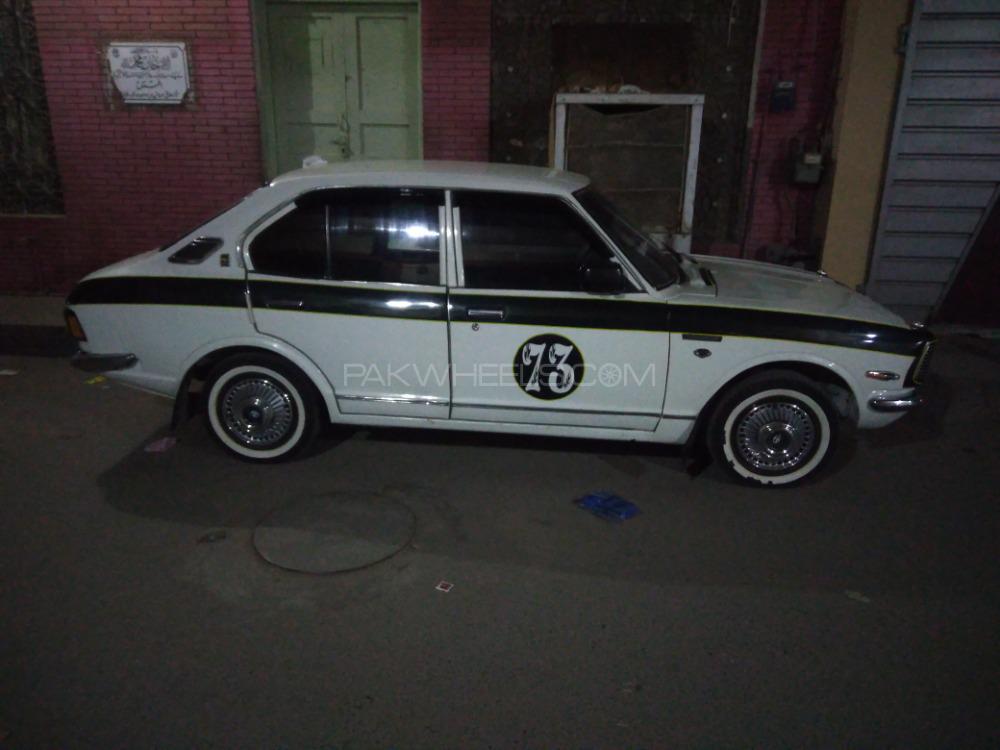 Toyota Corolla - 1973  Toyota Corolla - 1973  Image-2