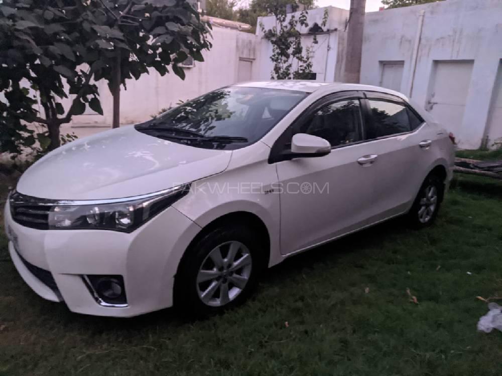 Toyota Corolla 2014 for Sale in Peshawar Image-1